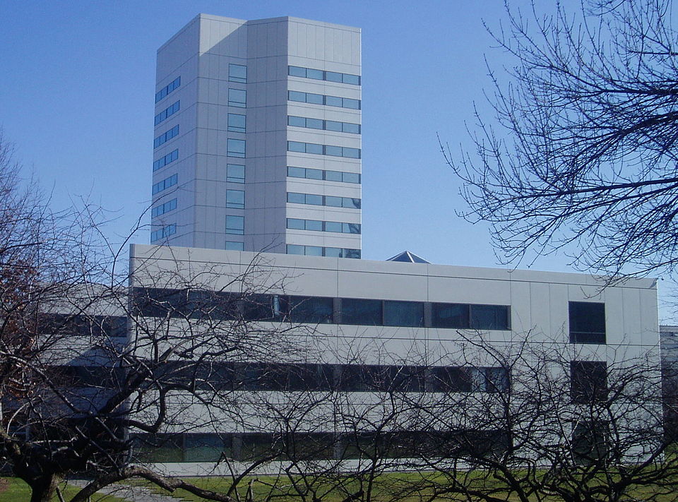 File:JohnsonJohnson HQ building.jpg