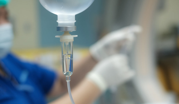 Administering Keytruda in combination with chemotherapy