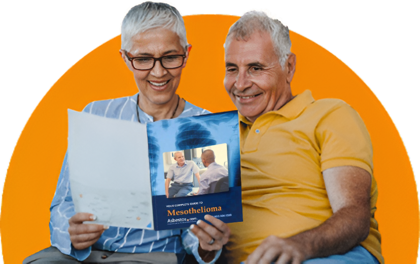 Couple reviews mesothelioma guide together